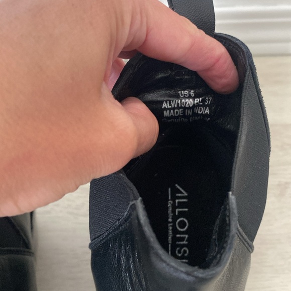 Allonsi Boots. Size 6 - Picture 3 of 4